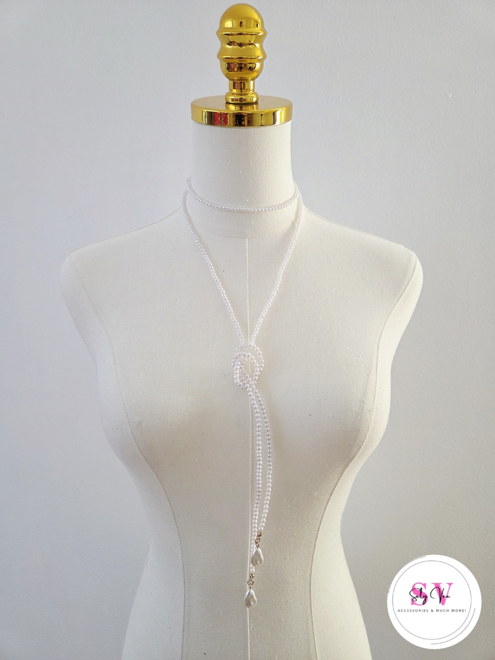 White Pearl Choker Necklace with Tassel